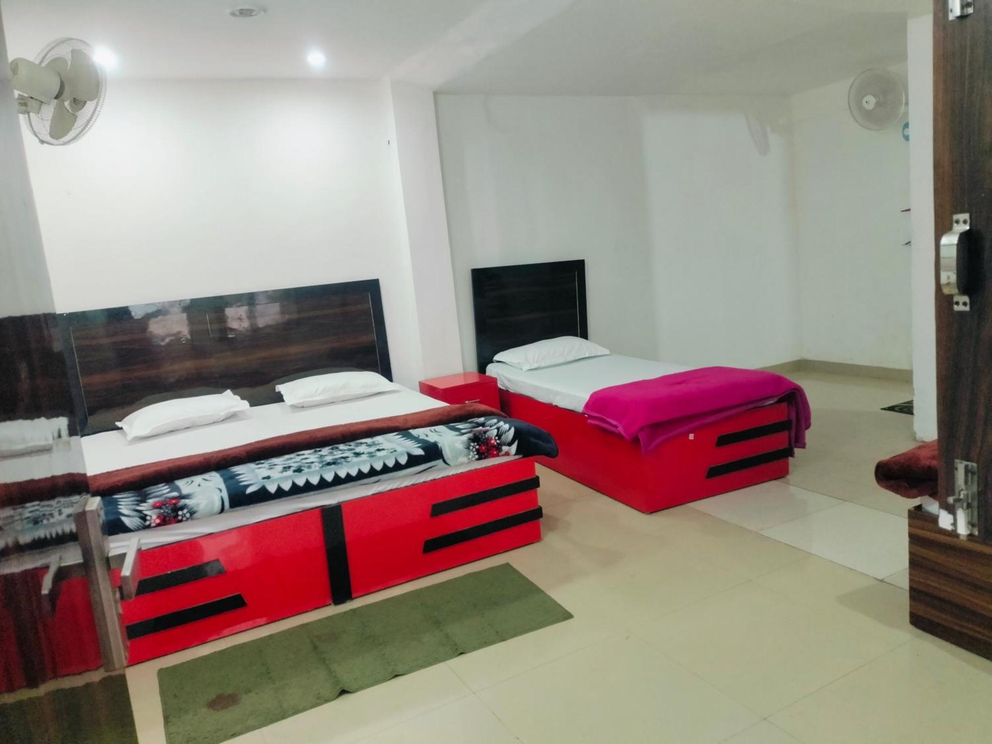 Amit Guest Innn Vrindavan Exterior photo